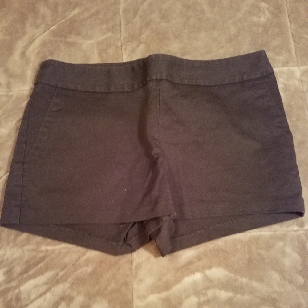 Black express shorts size 0